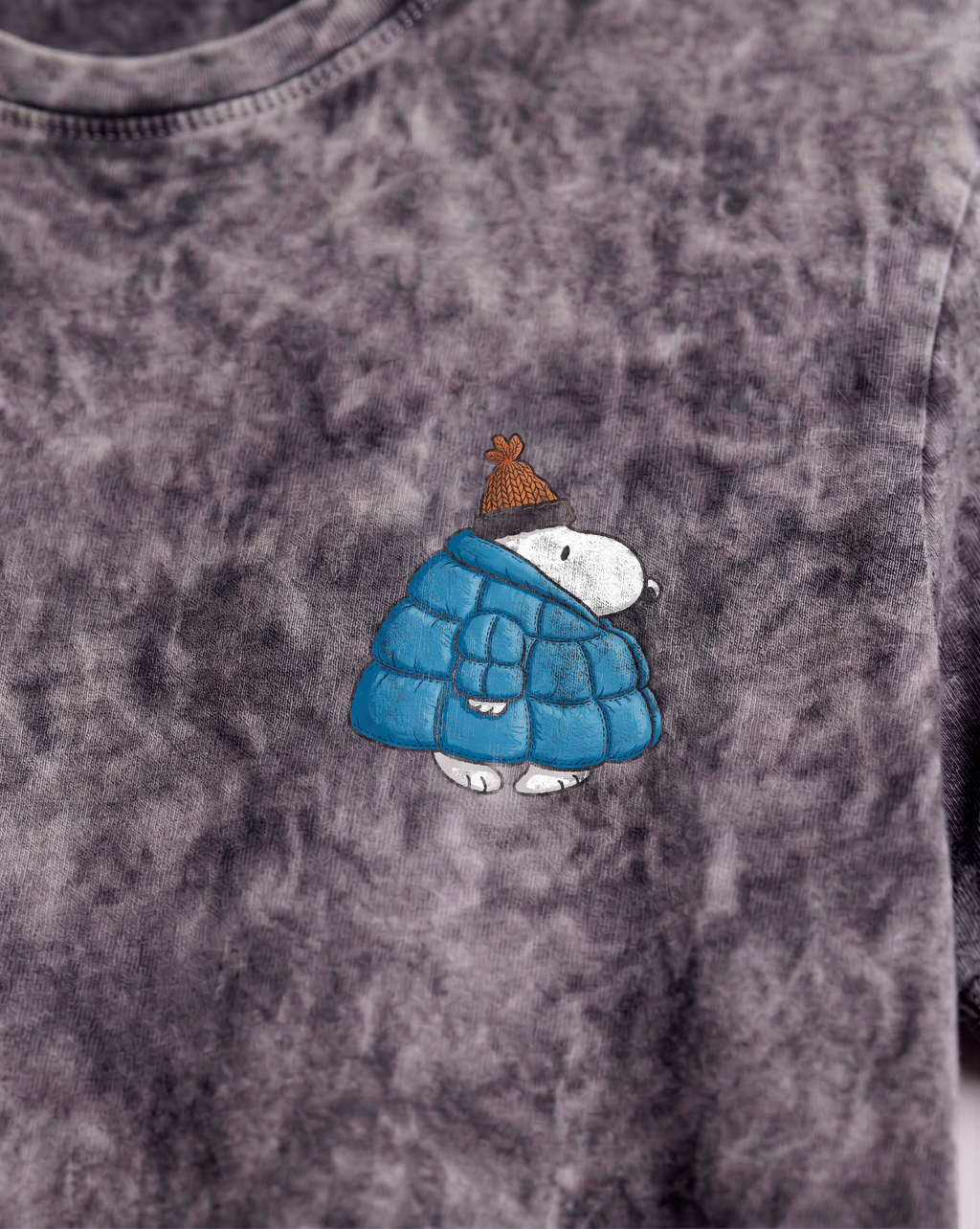 Snoopy Puffy Jacket - Playera Acid Wash