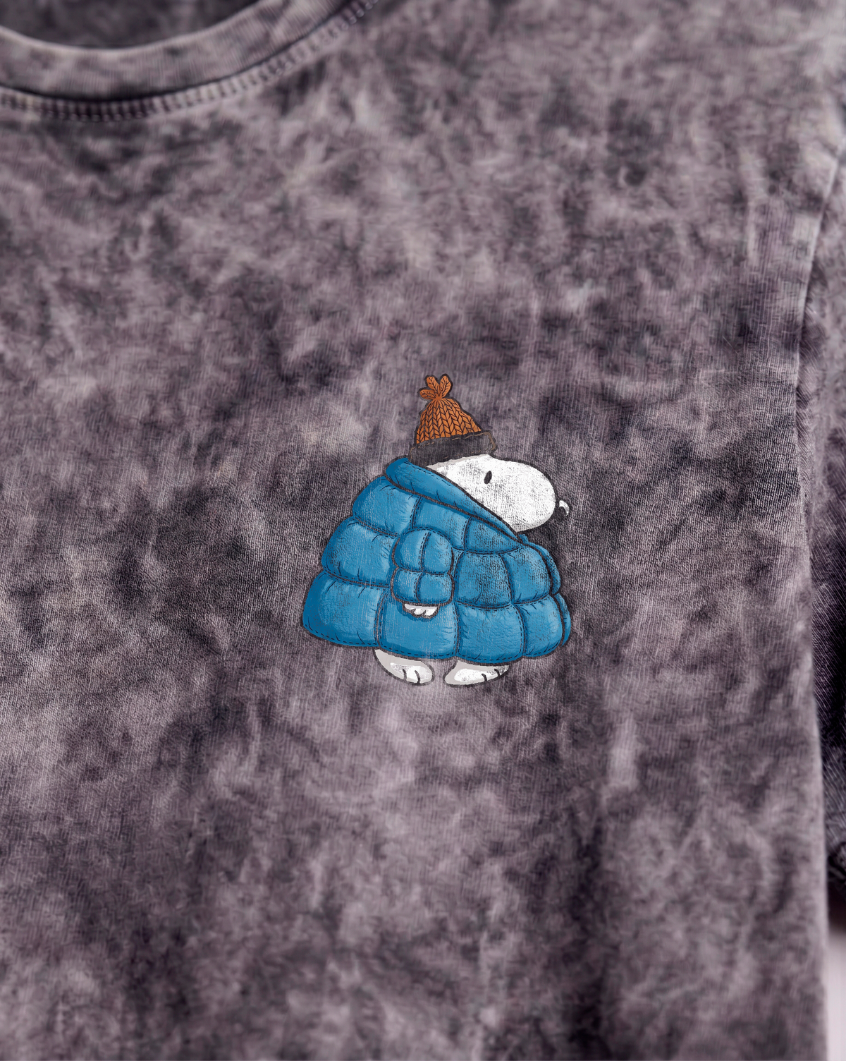 Snoopy Puffy Jacket - Playera Acid Wash